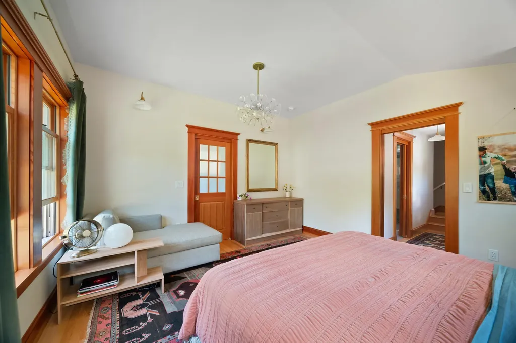 7 Spencer Street Orono ME 04473
