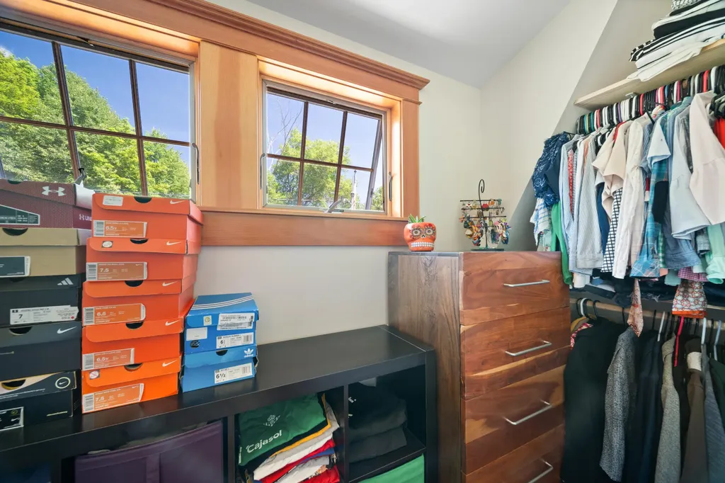 7 Spencer Street Orono ME 04473