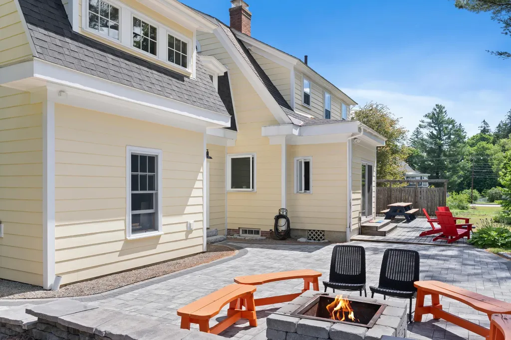 7 Spencer Street Orono ME 04473