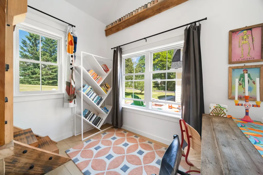 7 Spencer Street Orono ME 04473