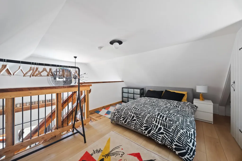 7 Spencer Street Orono ME 04473