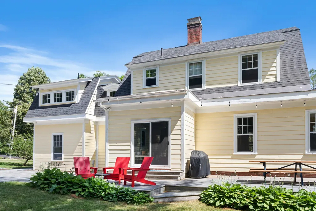 7 Spencer Street Orono ME 04473
