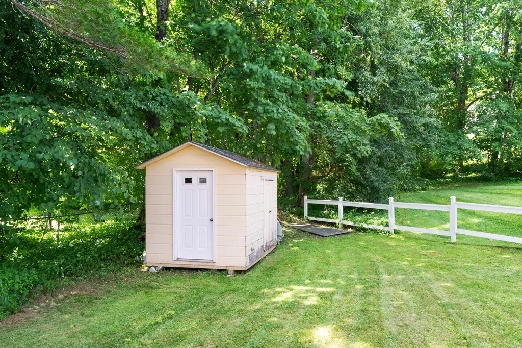 7 Spencer Street Orono ME 04473