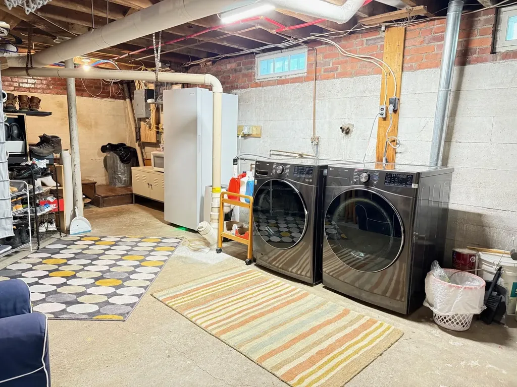 7 Spencer Street Orono ME 04473