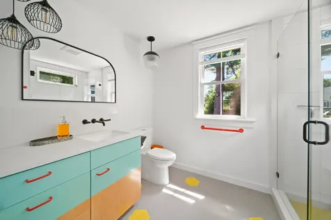 7 Spencer Street Orono ME 04473