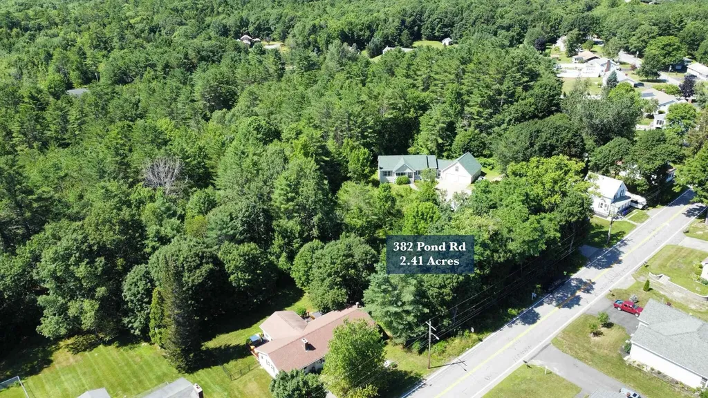 382 Pond Road Lewiston ME 04240