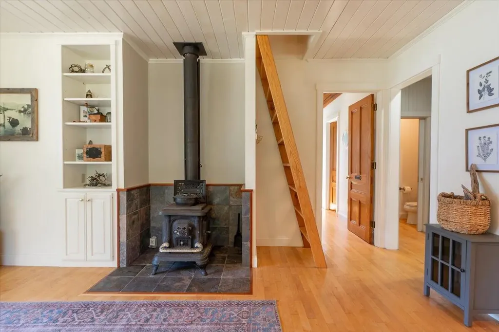 1583 Turtle Head Road Islesboro ME 04848