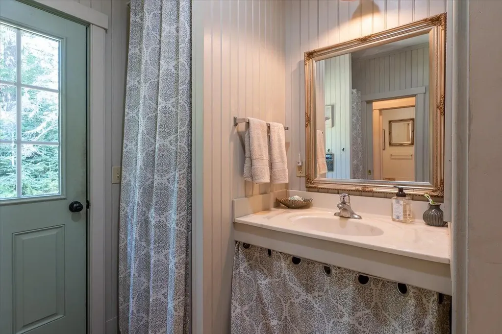 1583 Turtle Head Road Islesboro ME 04848