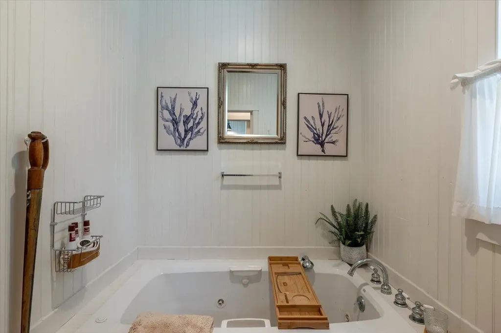 1583 Turtle Head Road Islesboro ME 04848
