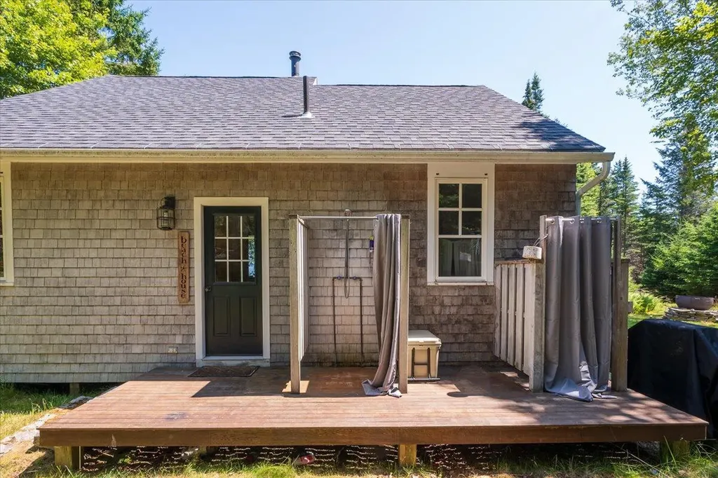 1583 Turtle Head Road Islesboro ME 04848