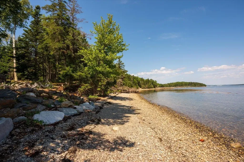 1583 Turtle Head Road Islesboro ME 04848