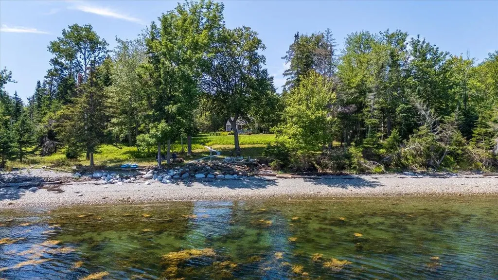 1583 Turtle Head Road Islesboro ME 04848