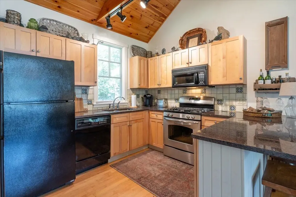 1583 Turtle Head Road Islesboro ME 04848