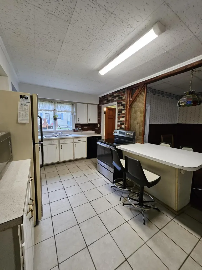 103 4th Street Bangor ME 04401