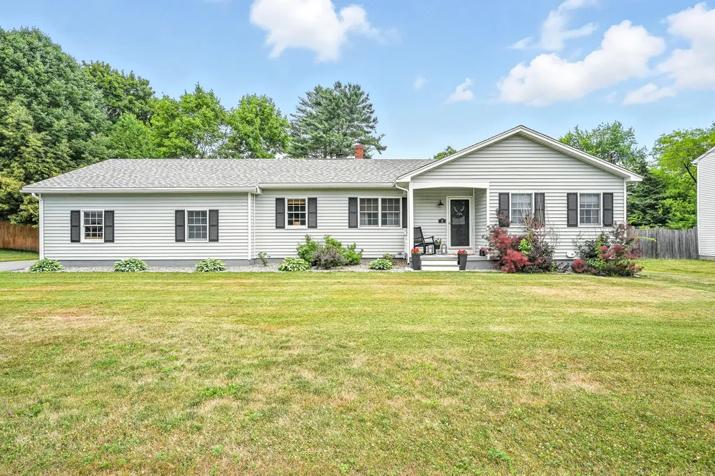 9 Clearview Avenue Waterville ME 04901