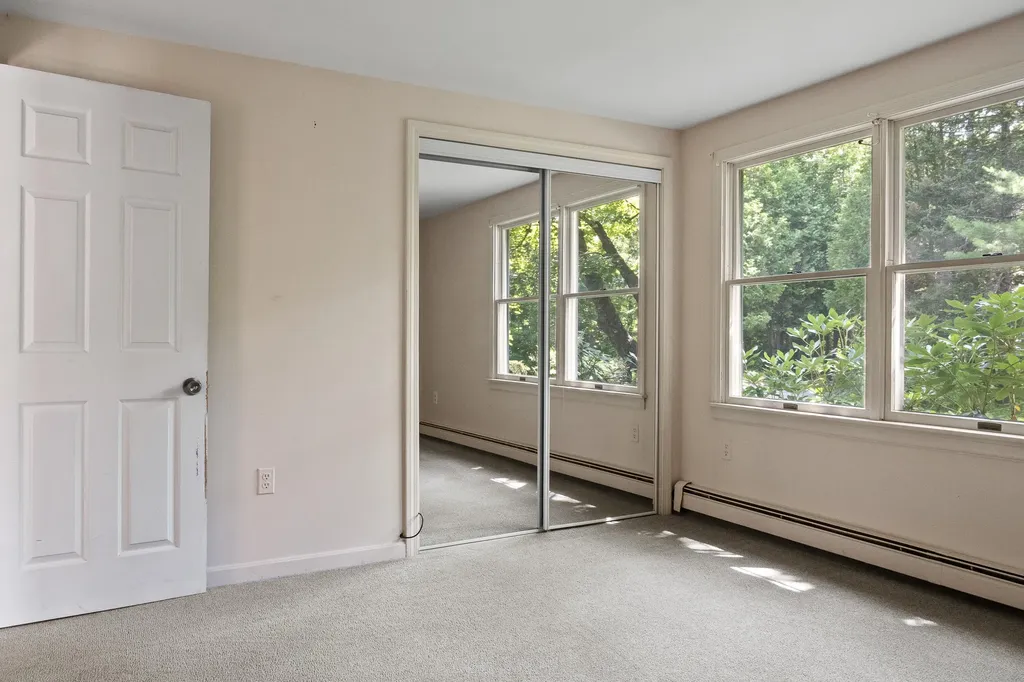 464 Meadow Road Topsham ME 04086