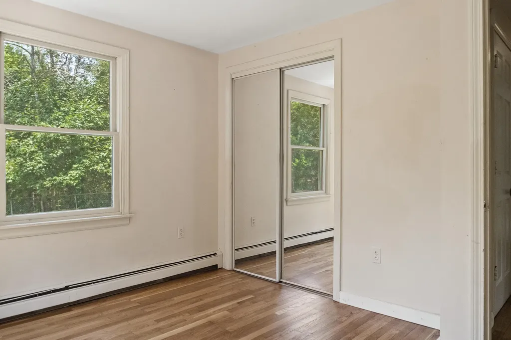 464 Meadow Road Topsham ME 04086