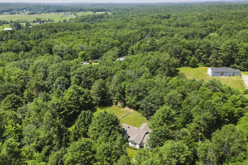 464 Meadow Road Topsham ME 04086