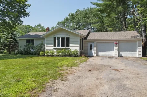464 Meadow Road Topsham ME 04086