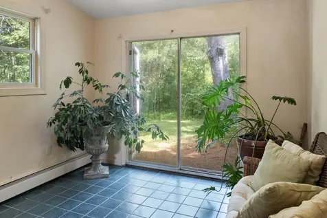 464 Meadow Road Topsham ME 04086