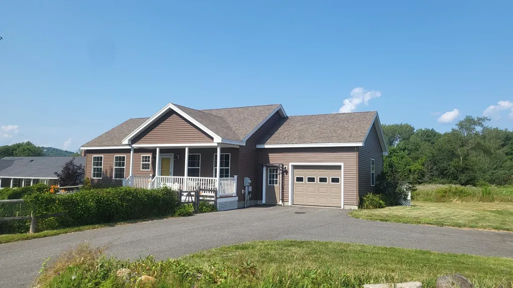 23 Riverwood Drive Rockland ME 04841