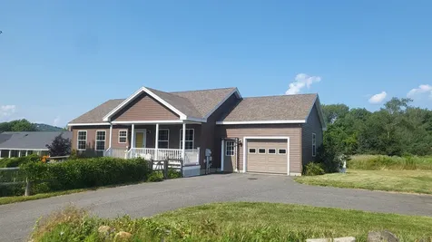 23 Riverwood Drive Rockland ME 04841