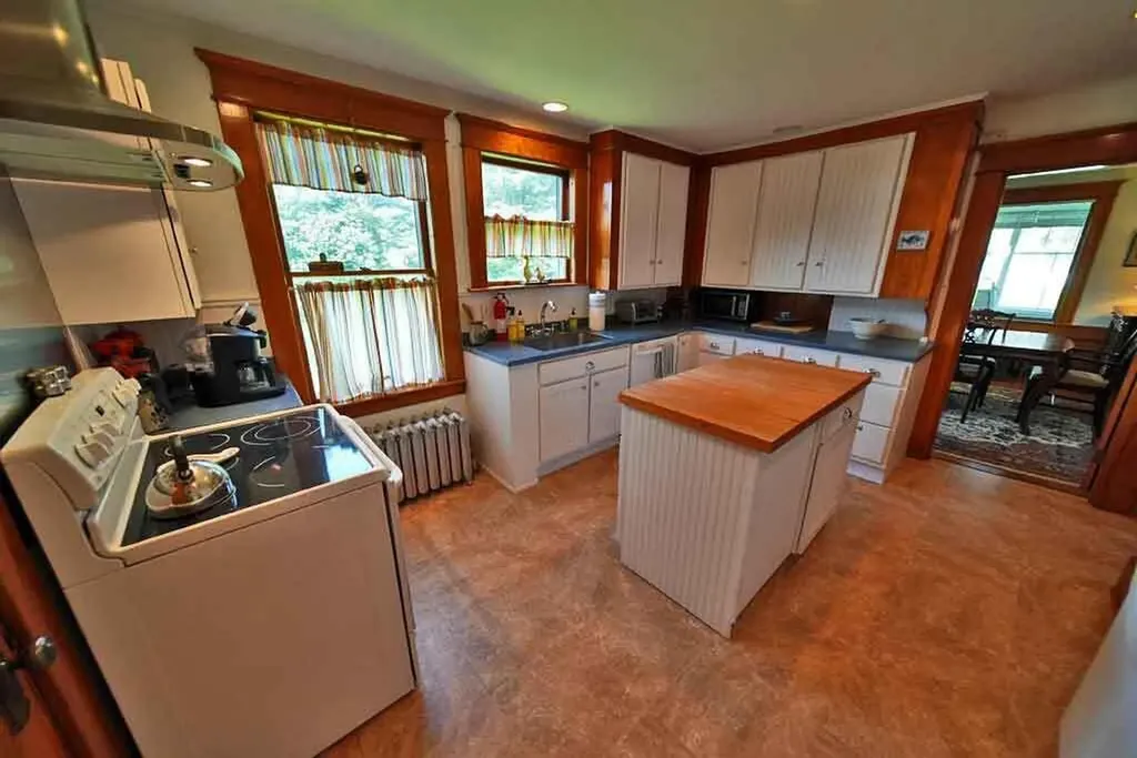 63 High Street Houlton ME 04730