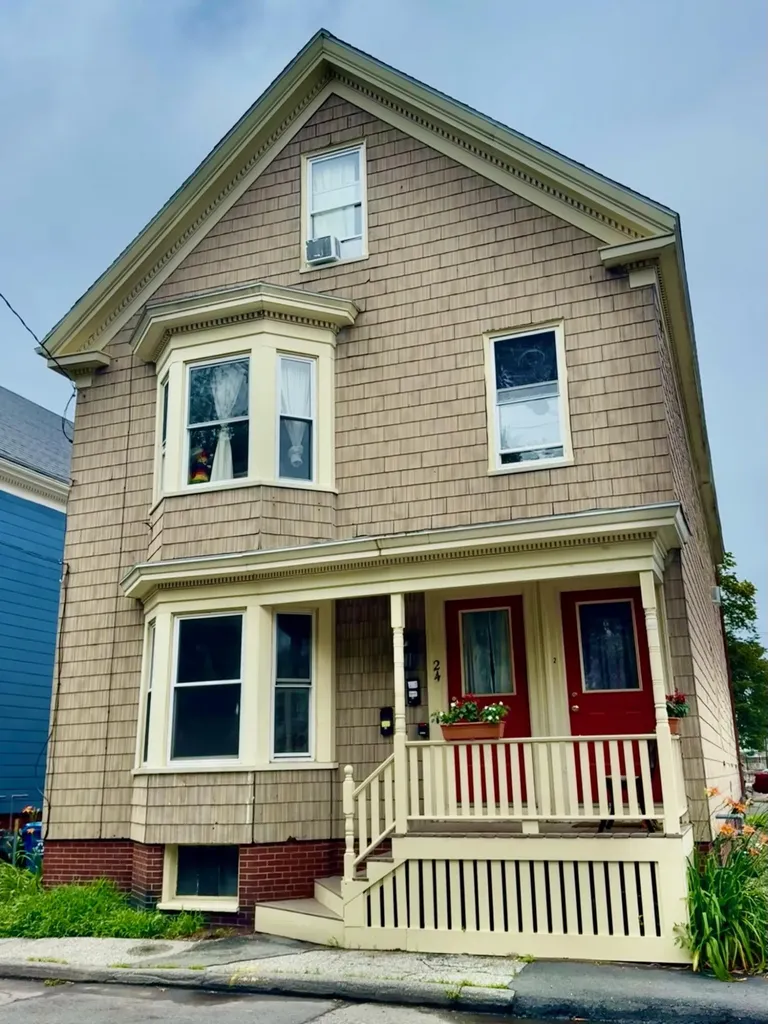 24 Marshall Street Portland ME 04102