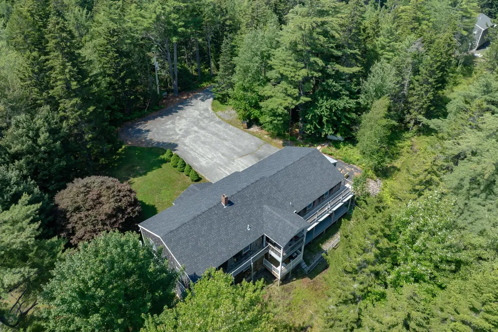 16/28 Blodgett Drive Bar Harbor ME 04609