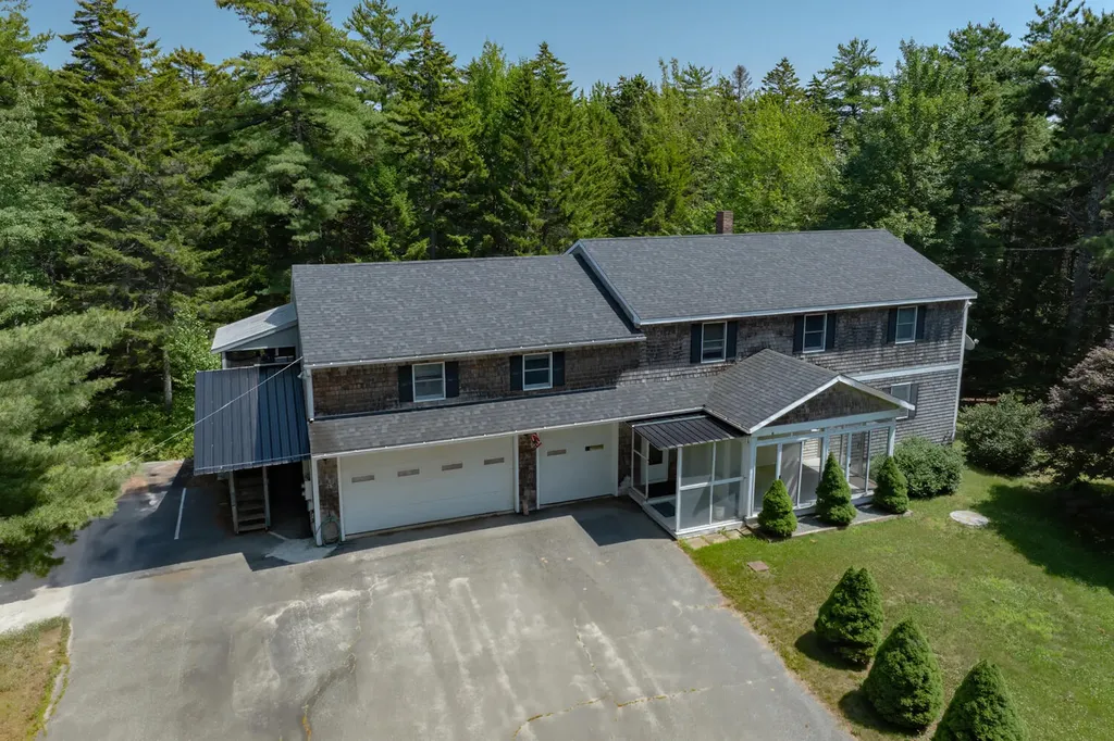 16/28 Blodgett Drive Bar Harbor ME 04609