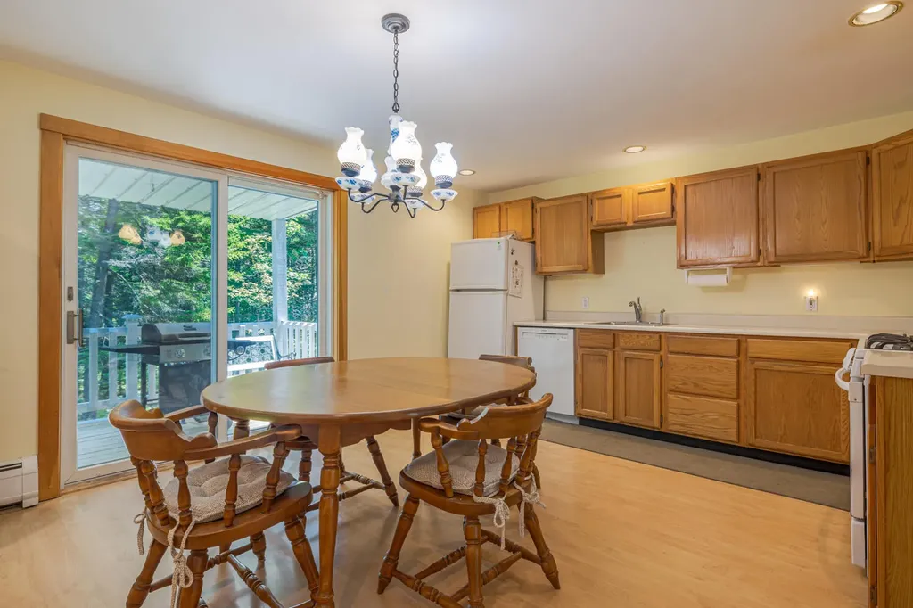 16/28 Blodgett Drive Bar Harbor ME 04609