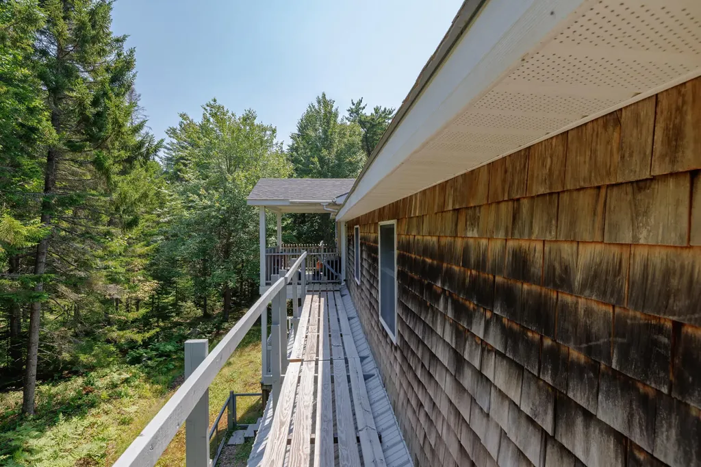 16/28 Blodgett Drive Bar Harbor ME 04609