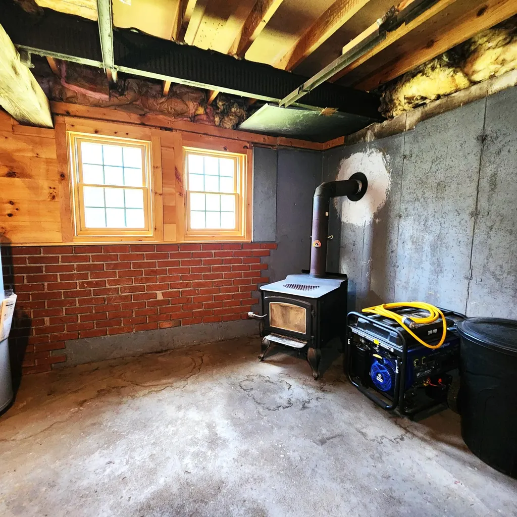 460 Bear Pond Road Buckfield ME 04220