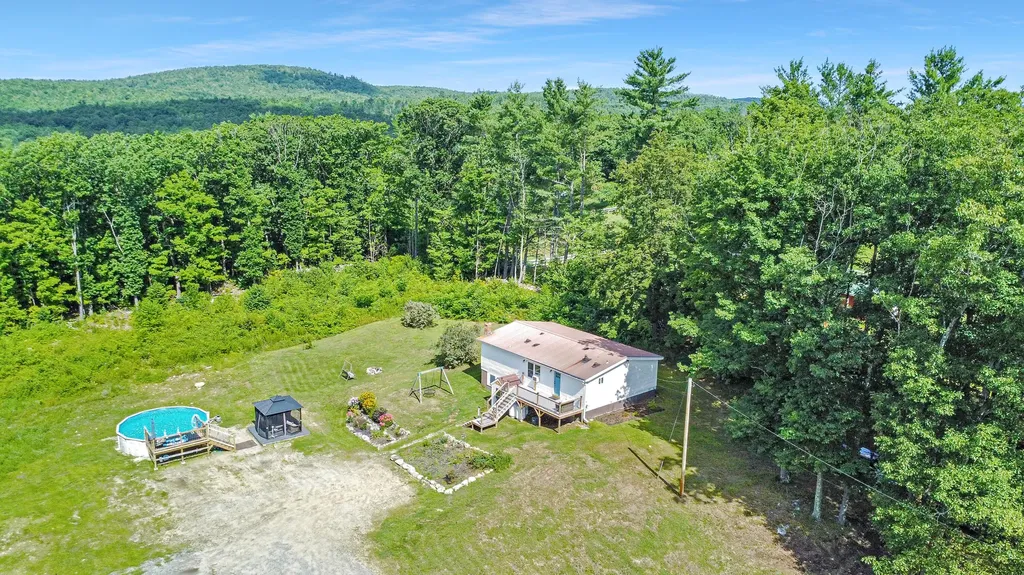 460 Bear Pond Road Buckfield ME 04220