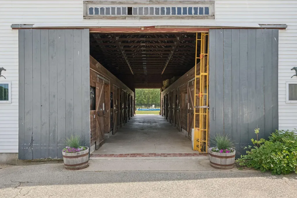305 River Road Hollis ME 04042