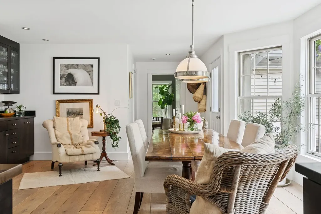 8 Washington Court Kennebunkport ME 04046