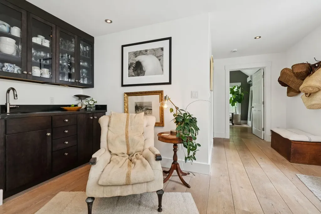 8 Washington Court Kennebunkport ME 04046
