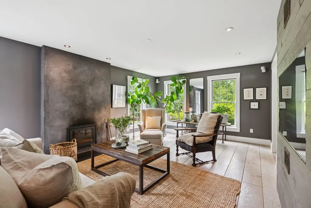 8 Washington Court Kennebunkport ME 04046