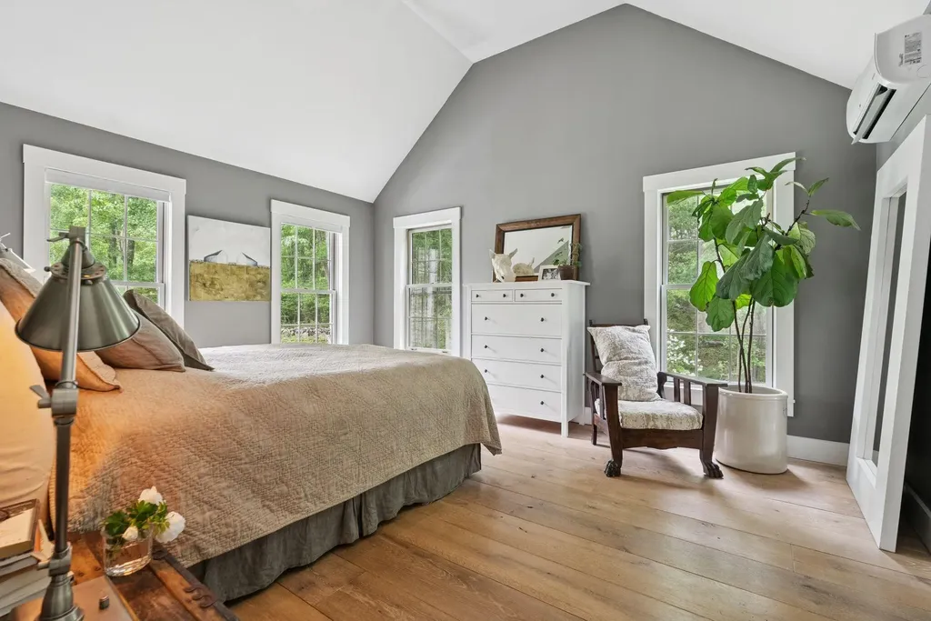 8 Washington Court Kennebunkport ME 04046