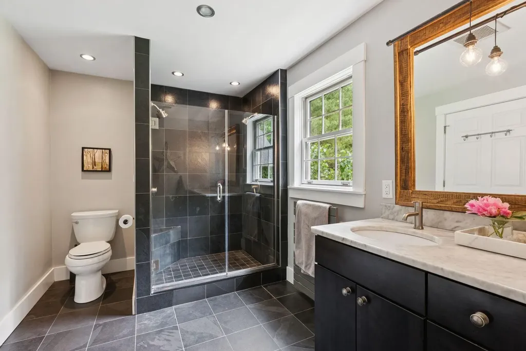 8 Washington Court Kennebunkport ME 04046