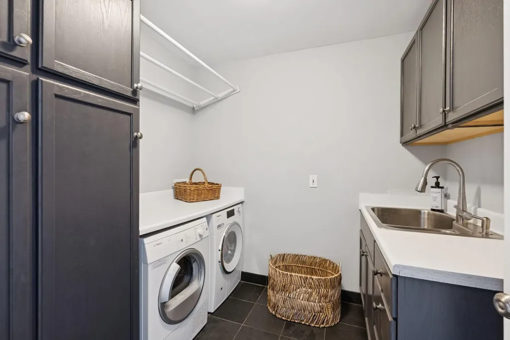 8 Washington Court Kennebunkport ME 04046