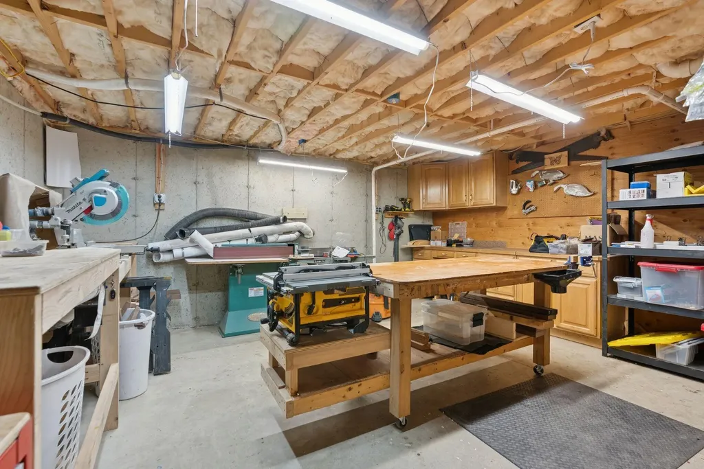 8 Washington Court Kennebunkport ME 04046