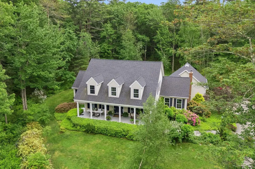 8 Washington Court Kennebunkport ME 04046