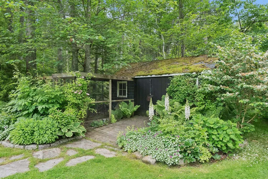 8 Washington Court Kennebunkport ME 04046