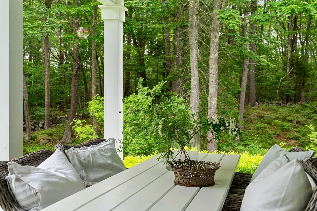 8 Washington Court Kennebunkport ME 04046