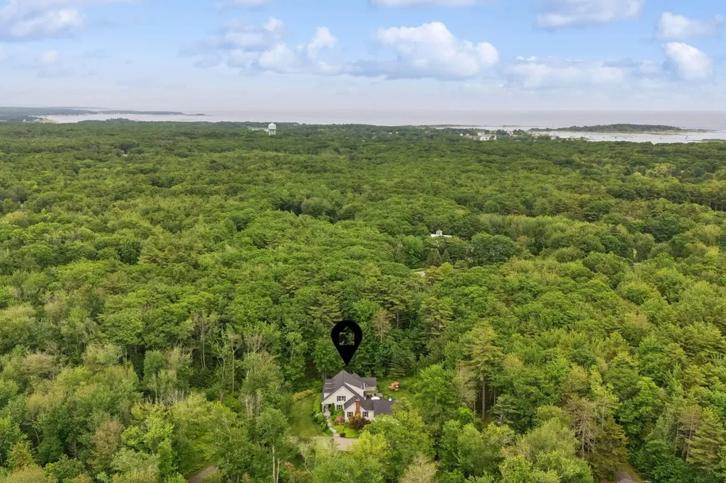 8 Washington Court Kennebunkport ME 04046