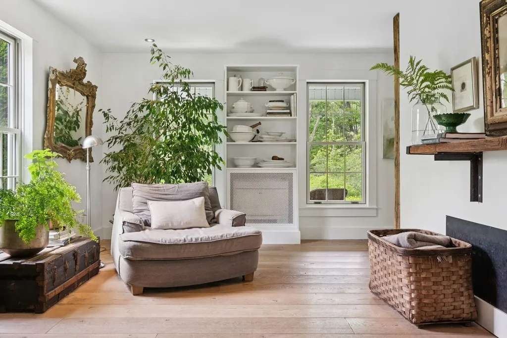 8 Washington Court Kennebunkport ME 04046