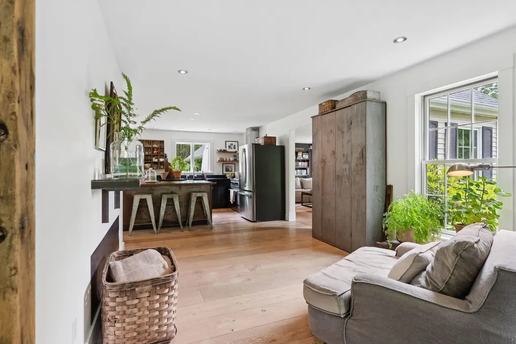 8 Washington Court Kennebunkport ME 04046