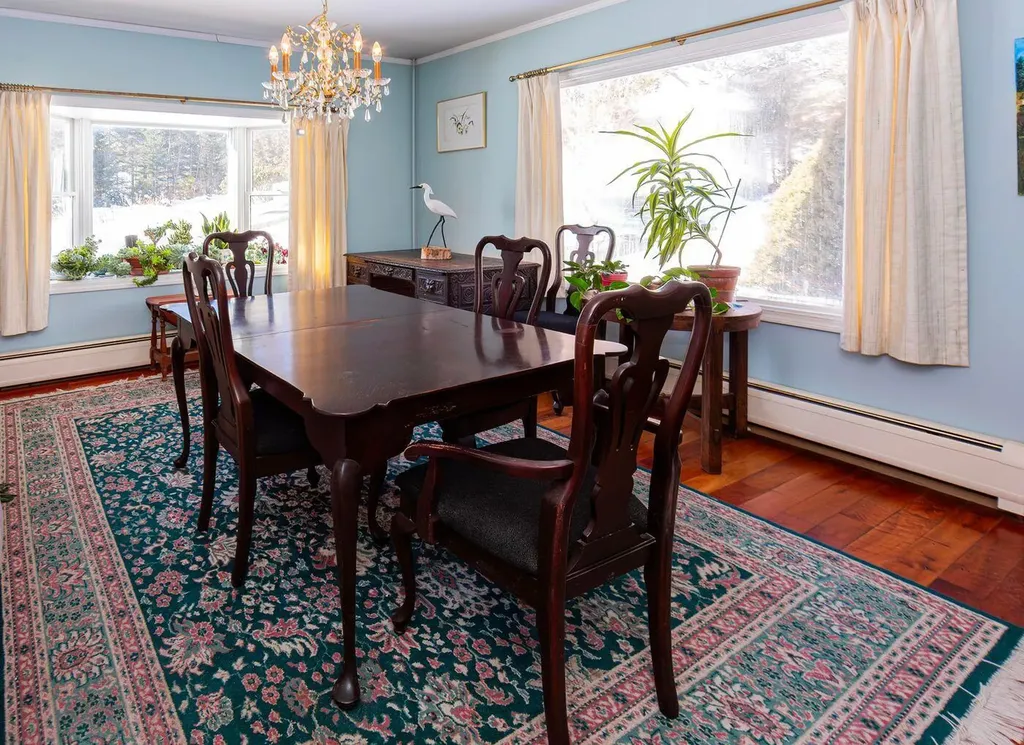 11 Ocean Bridge Boulevard Lamoine ME 04605