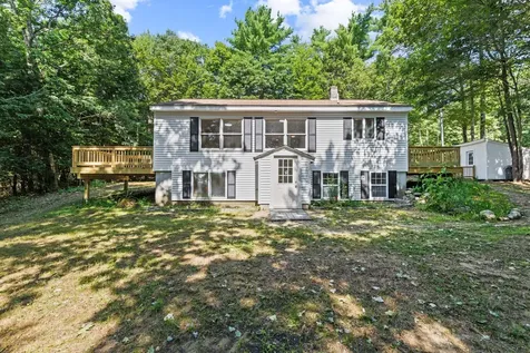 16 Tinker Lane Cumberland ME 04021